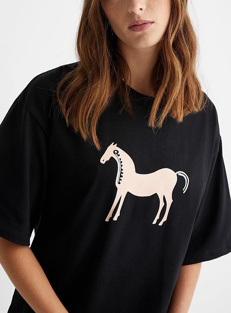 Musta tamma (black mare) 2.5dl Mug