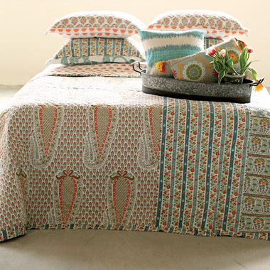 twin bed quilt and sham, bohemian twin bed quilt and sham, floral twin bed quilt and sham, teenage girl bed quilt and sham