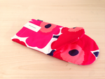 marimekko oven mitt, red oven mitt