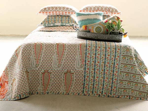 twin bed quilt and sham, bohemian twin bed quilt and sham, floral twin bed quilt and sham, teenage girl bed quilt and sham