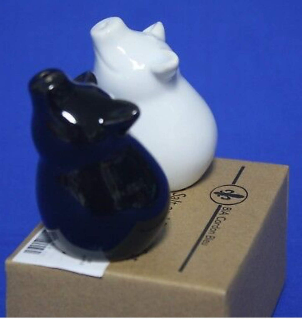 Ceramic Black White Buddha Cat Magnetic Salt and Pepper Shaker – BOTEGA  EXCLUSIVE