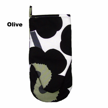 marimekko oven mitt, red oven mitt